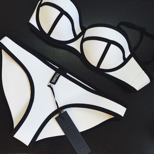 Triangl Bikini (Matching Set)